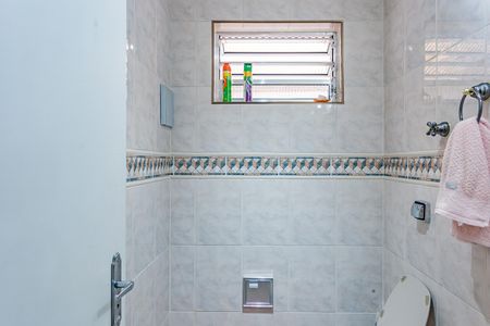 Casa à venda com 189m², 3 quartos e 2 vagas Casa à venda com 189m², 3 quartos e 2 vagasLavabo