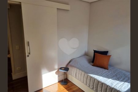 Apartamento à venda com 3 quartos, 80m² em Vila Olímpia, São Paulo