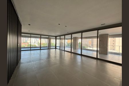 Apartamento à venda com 332m², 4 quartos e 4 vagas Apartamento à venda com 332m², 4 quartos e 4 vagasSala