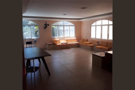 Apartamento à venda com 70m², 2 quartos e 1 vaga