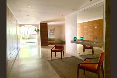 Apartamento à venda com 70m², 2 quartos e 1 vaga