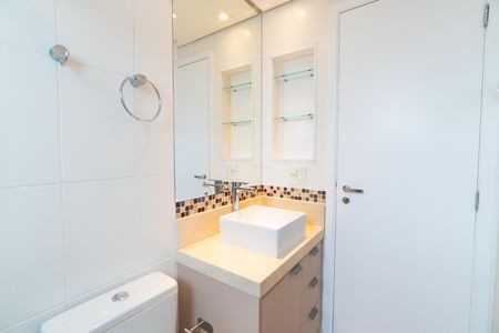 Banheiro da Suíte de apartamento para alugar com 1 quarto, 90m² em Jardim Prudência, São Paulo