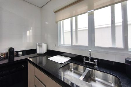Casa de condomínio à venda com 360m², 3 quartos e 2 vagasCozinha