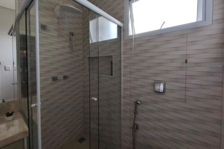 Casa de condomínio à venda com 360m², 3 quartos e 2 vagasBanheiro Suíte