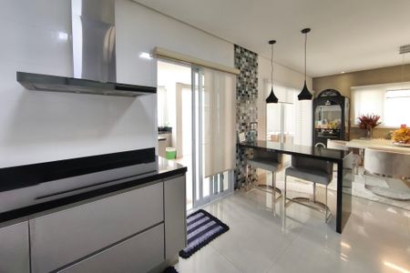 Casa de condomínio à venda com 360m², 3 quartos e 2 vagasCozinha