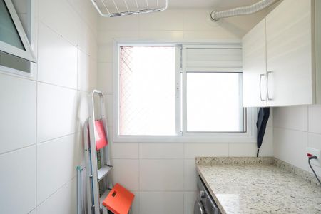 Apartamento à venda com 67m², 2 quartos e 1 vagaÁrea de serviço