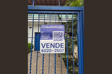 Casa à venda com 253m², 2 quartos e 4 vagasplaquinha