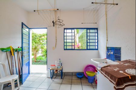 Casa à venda com 253m², 2 quartos e 4 vagasÁrea de Serviço