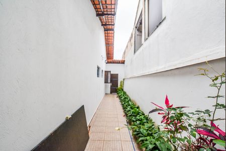 Casa à venda com 253m², 2 quartos e 4 vagasÁrea externa