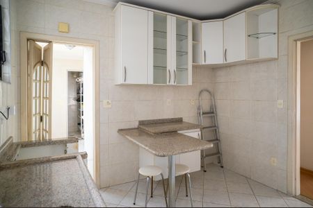 Apartamento à venda com 79m², 2 quartos e sem vagaCozinha