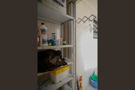 Apartamento à venda com 79m², 2 quartos e sem vagaBanheiro de Serviço