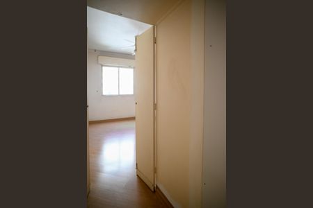 Apartamento à venda com 79m², 2 quartos e sem vagaCloset