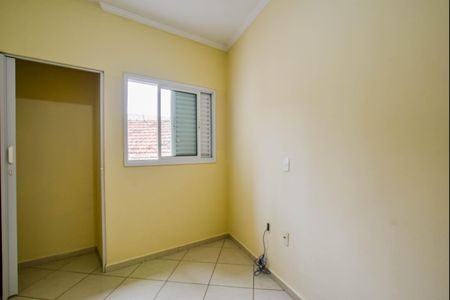 Casa para alugar com 120m², 3 quartos e 2 vagasQuarto 2