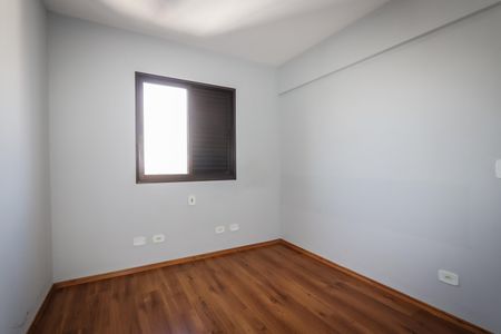 Apartamento à venda com 78m², 3 quartos e 1 vagaQuarto 2