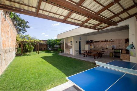 Quintal de casa à venda com 3 quartos, 300m² em Tropical, Contagem
