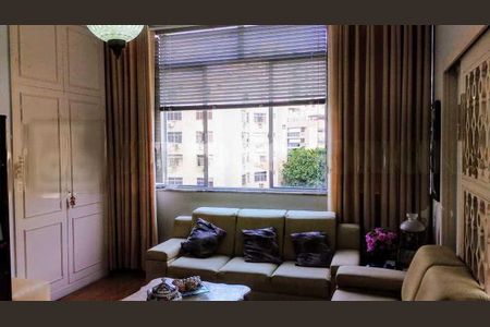 Apartamento à venda com 129m², 2 quartos e 1 vaga