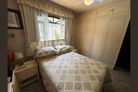 Casa de condomínio à venda com 186m², 3 quartos e 2 vagas