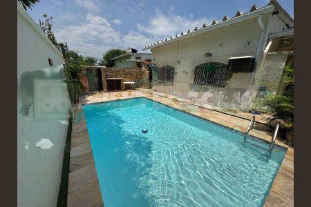 Casa de condomínio à venda com 186m², 3 quartos e 2 vagas