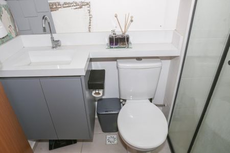 Apartamento para alugar com 38m², 2 quartos e sem vaga Apartamento para alugar com 38m², 2 quartos e sem vagaBanheiro