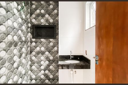 Apartamento para alugar com 45m², 2 quartos e sem vaga Apartamento para alugar com 45m², 2 quartos e sem vagaBanheiro