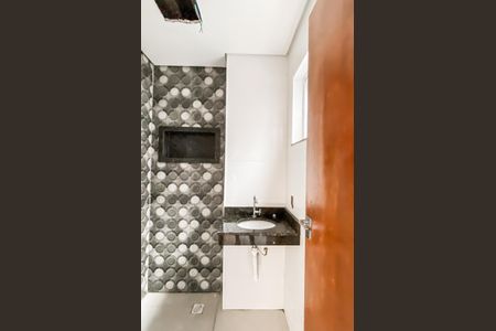 Apartamento para alugar com 45m², 2 quartos e sem vaga Apartamento para alugar com 45m², 2 quartos e sem vagaBanheiro