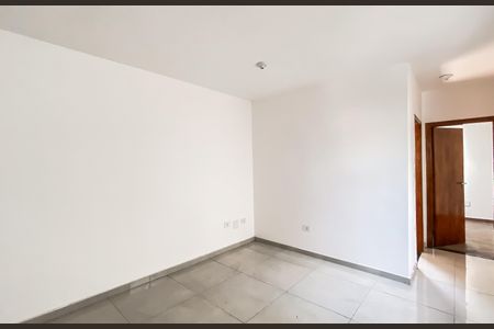 Sala  de apartamento à venda com 2 quartos, 45m² em Jardim Eliane, São Paulo