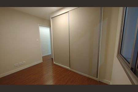 Apartamento à venda com 2 quartos, 106m² em Heliópolis, Belo Horizonte