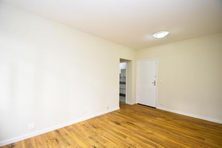 sala de apartamento para alugar com 2 quartos, 70m² em Sumarezinho, São Paulo