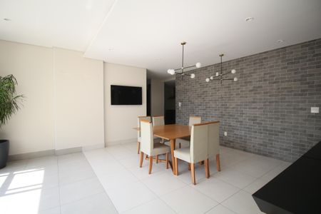 Apartamento para alugar com 45m², 2 quartos e 1 vagaÁrea comum - Salão de festas