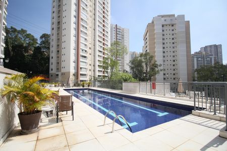 Apartamento para alugar com 45m², 2 quartos e 1 vagaÁrea comum - Piscina
