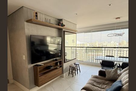 Living Integrado de apartamento à venda com 2 quartos, 72m² em Vila Nair, São Paulo