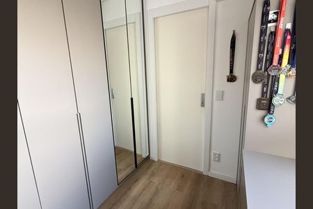 Closet de apartamento à venda com 2 quartos, 72m² em Vila Nair, São Paulo