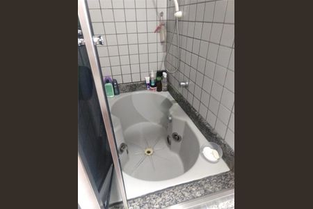 Casa à venda com 3 quartos, 100m² em Jardim Fernandes, São Paulo