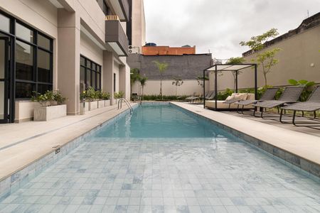 Apartamento à venda com 29m², 1 quarto e sem vagaÁrea comum - Piscina