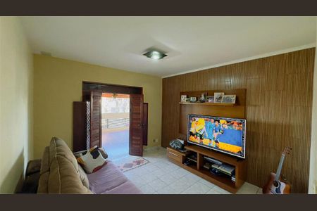 Casa à venda com 3 quartos, 150m² em Jardim Varginha, São Paulo