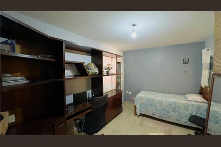 Casa à venda com 3 quartos, 150m² em Jardim Varginha, São Paulo