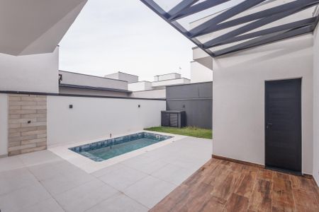 Casa de condomínio para alugar com 212m², 3 quartos e 4 vagas Casa de condomínio para alugar com 212m², 3 quartos e 4 vagasQuintal