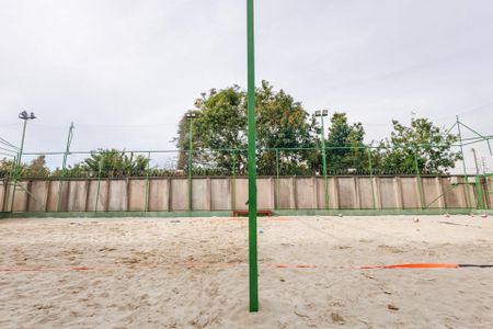 Casa de condomínio para alugar com 212m², 3 quartos e 4 vagas Casa de condomínio para alugar com 212m², 3 quartos e 4 vagasÁrea comum - Quadra de areia