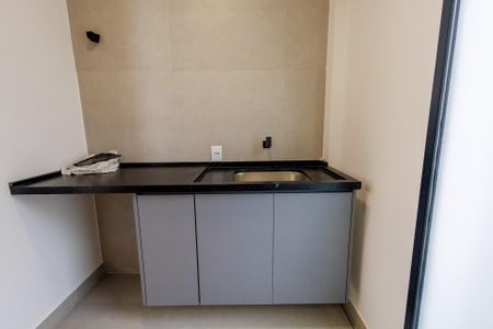 Casa de condomínio para alugar com 212m², 3 quartos e 4 vagas Casa de condomínio para alugar com 212m², 3 quartos e 4 vagasÁrtea de serviço