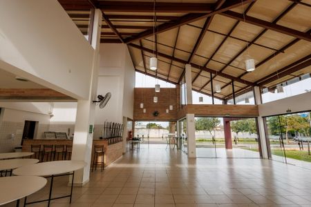 Casa de condomínio para alugar com 212m², 3 quartos e 4 vagas Casa de condomínio para alugar com 212m², 3 quartos e 4 vagasÁrea comum - Salão de festas