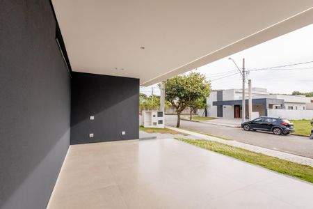 Casa de condomínio para alugar com 212m², 3 quartos e 4 vagas Casa de condomínio para alugar com 212m², 3 quartos e 4 vagasGaragem