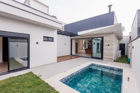 Casa de condomínio para alugar com 212m², 3 quartos e 4 vagas Casa de condomínio para alugar com 212m², 3 quartos e 4 vagasQuintal