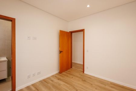Casa de condomínio para alugar com 212m², 3 quartos e 4 vagas Casa de condomínio para alugar com 212m², 3 quartos e 4 vagasSuíte 2