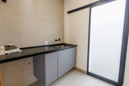 Casa de condomínio para alugar com 212m², 3 quartos e 4 vagas Casa de condomínio para alugar com 212m², 3 quartos e 4 vagasÁrtea de serviço