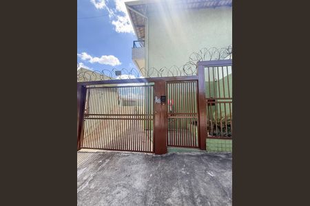 Casa à venda com 120m², 3 quartos e 2 vagasFachada