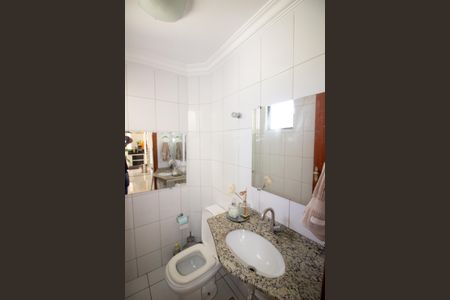 Casa à venda com 120m², 3 quartos e 2 vagasLavabo