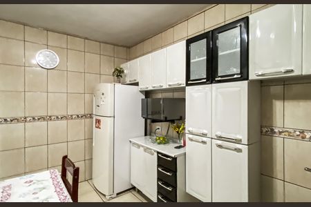 Casa à venda com 360m², 2 quartos e 4 vagas Casa à venda com 360m², 2 quartos e 4 vagasCozinha