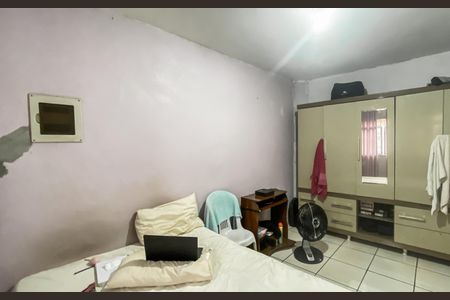 Casa à venda com 360m², 2 quartos e 4 vagas Casa à venda com 360m², 2 quartos e 4 vagasQuarto 2