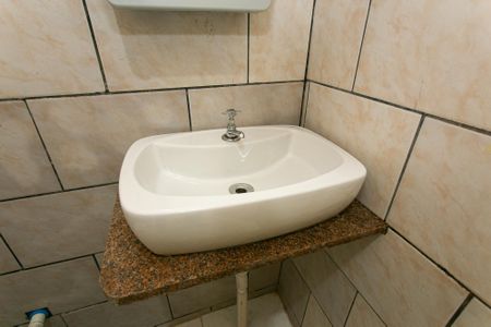 Casa para alugar com 45m², 1 quarto e 1 vaga Casa para alugar com 45m², 1 quarto e 1 vagaBanheiro