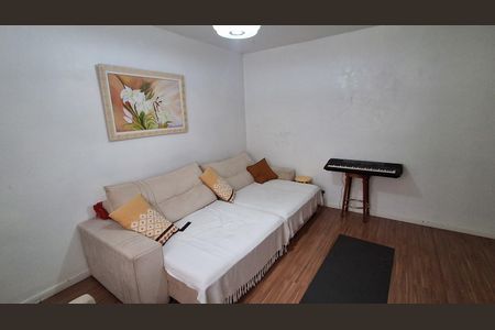 Casa para alugar com 300m², 3 quartos e 4 vagasSala